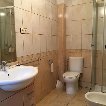 Pisos Turisticos -teresa Barros *